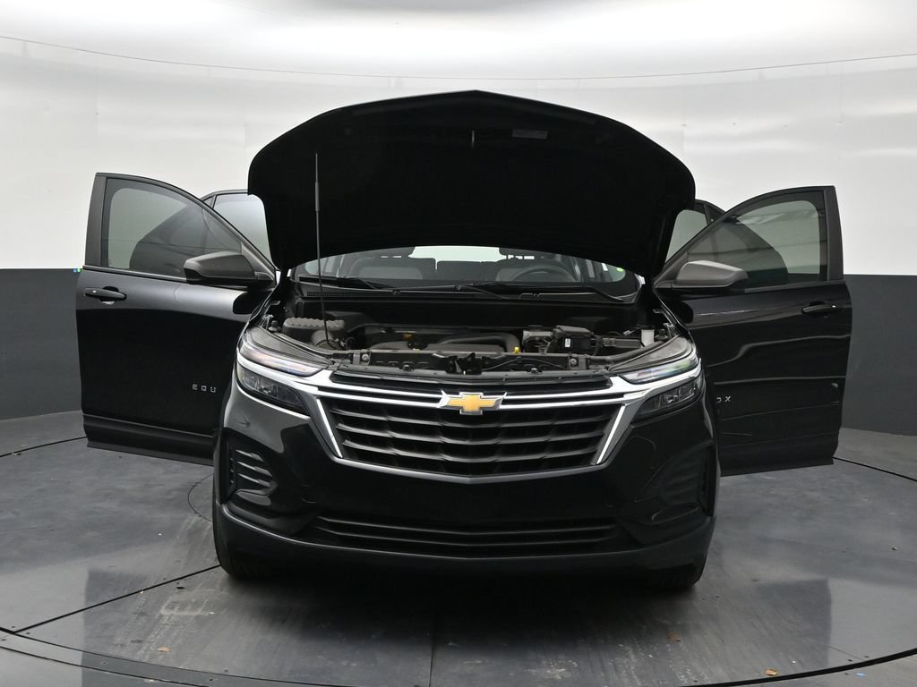 Used 2024 Chevrolet Equinox LS FWD image 32