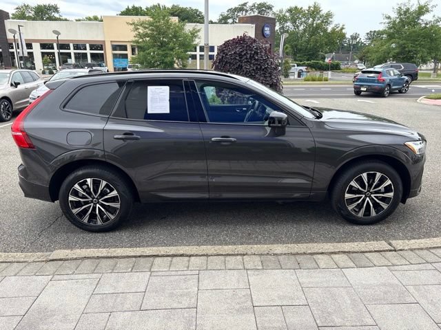 Used 2025 Volvo XC60 B5 Plus w/ Climate Package AWD/4WD image 6