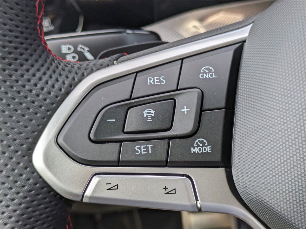 New 2025 Volkswagen GTI SE image 25