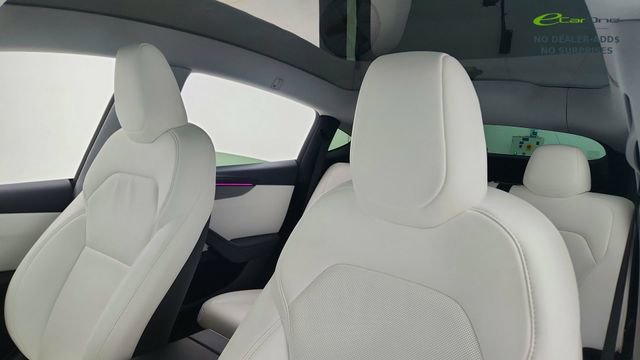 Used 2026 Tesla Model Y 2WD image 30