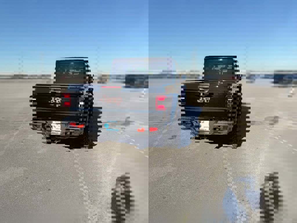 New 2026 Jeep Gladiator Mojave image 11
