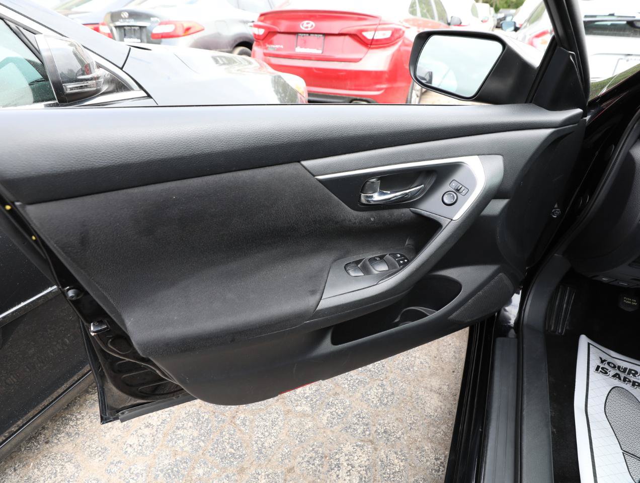 Used 2015 Nissan Altima 2.5 SV FWD image 15