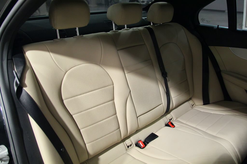 Certified 2019 Mercedes-Benz C 300 4MATIC Sedan image 24