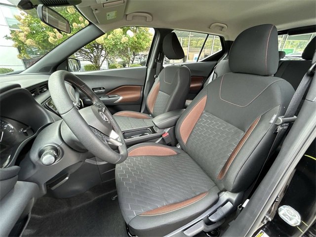Certified 2024 Nissan Kicks SR image 15
