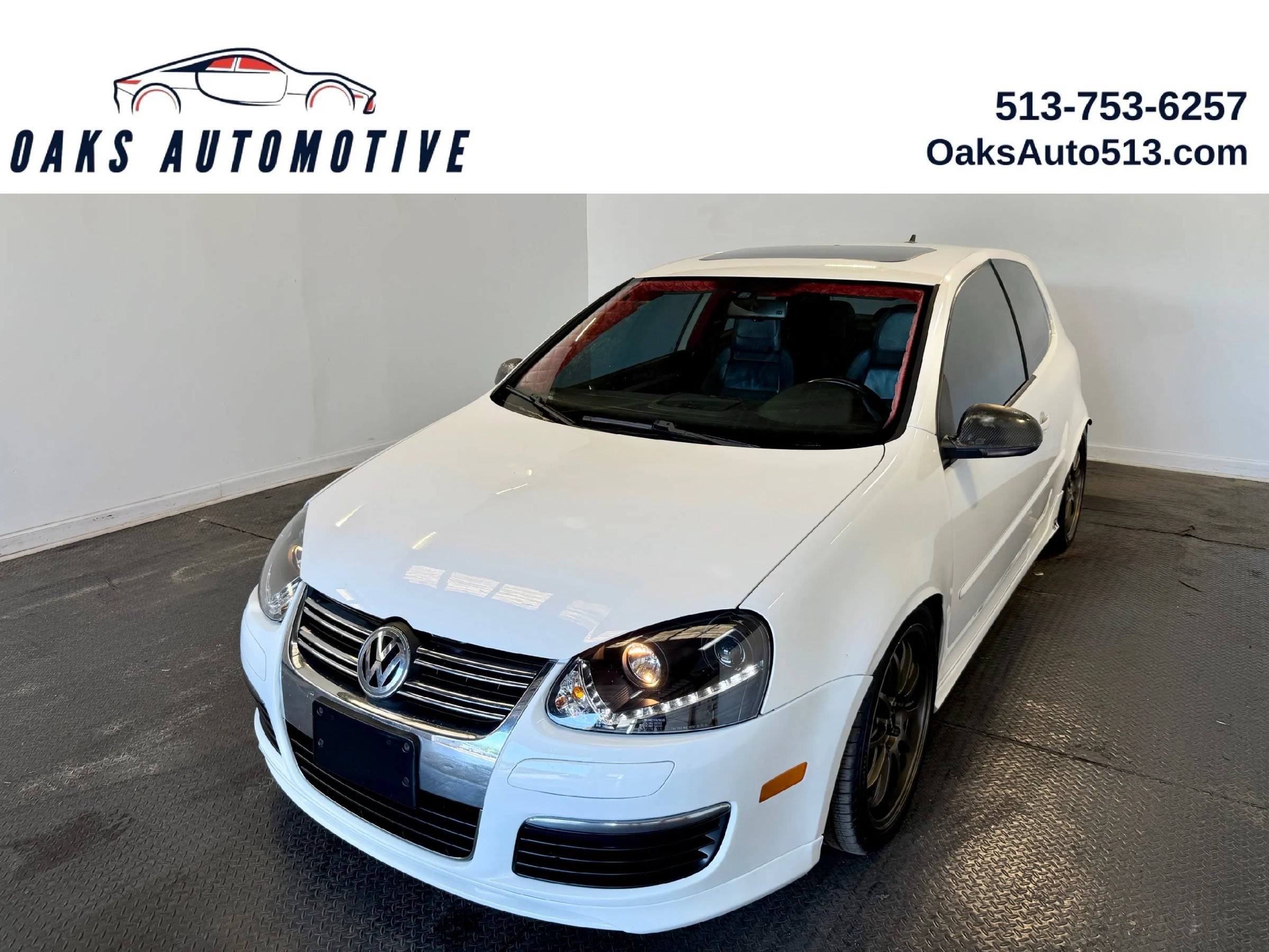 Used 2008 Volkswagen R32 AWD/4WD image 1
