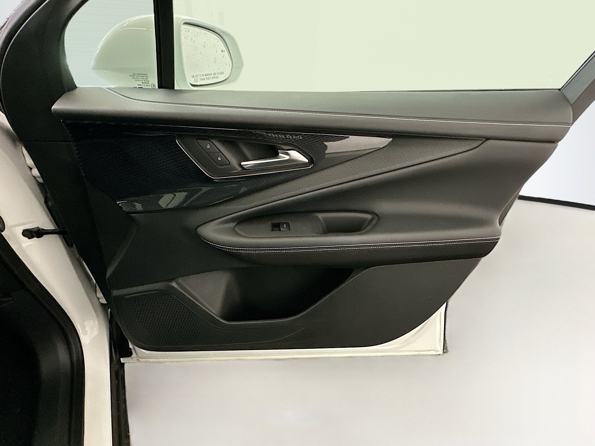 Used 2024 Chevrolet Blazer EV LT image 35