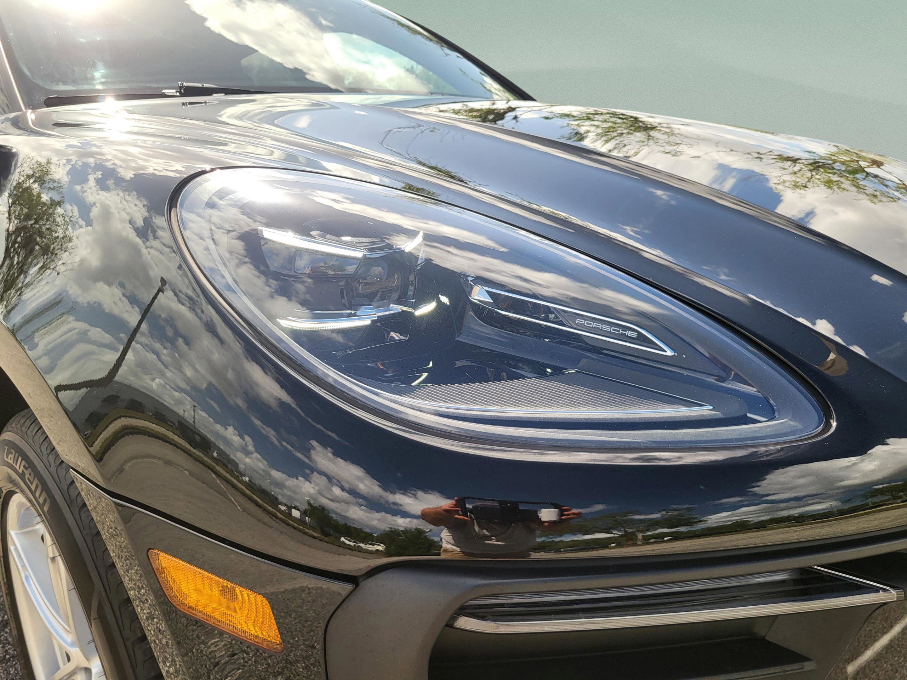 Used 2023 Porsche Macan AWD/4WD image 10