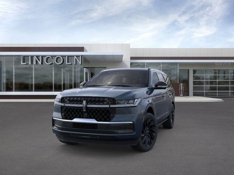 New 2025 Lincoln Navigator Reserve w/ Jet Appearance Package image 2