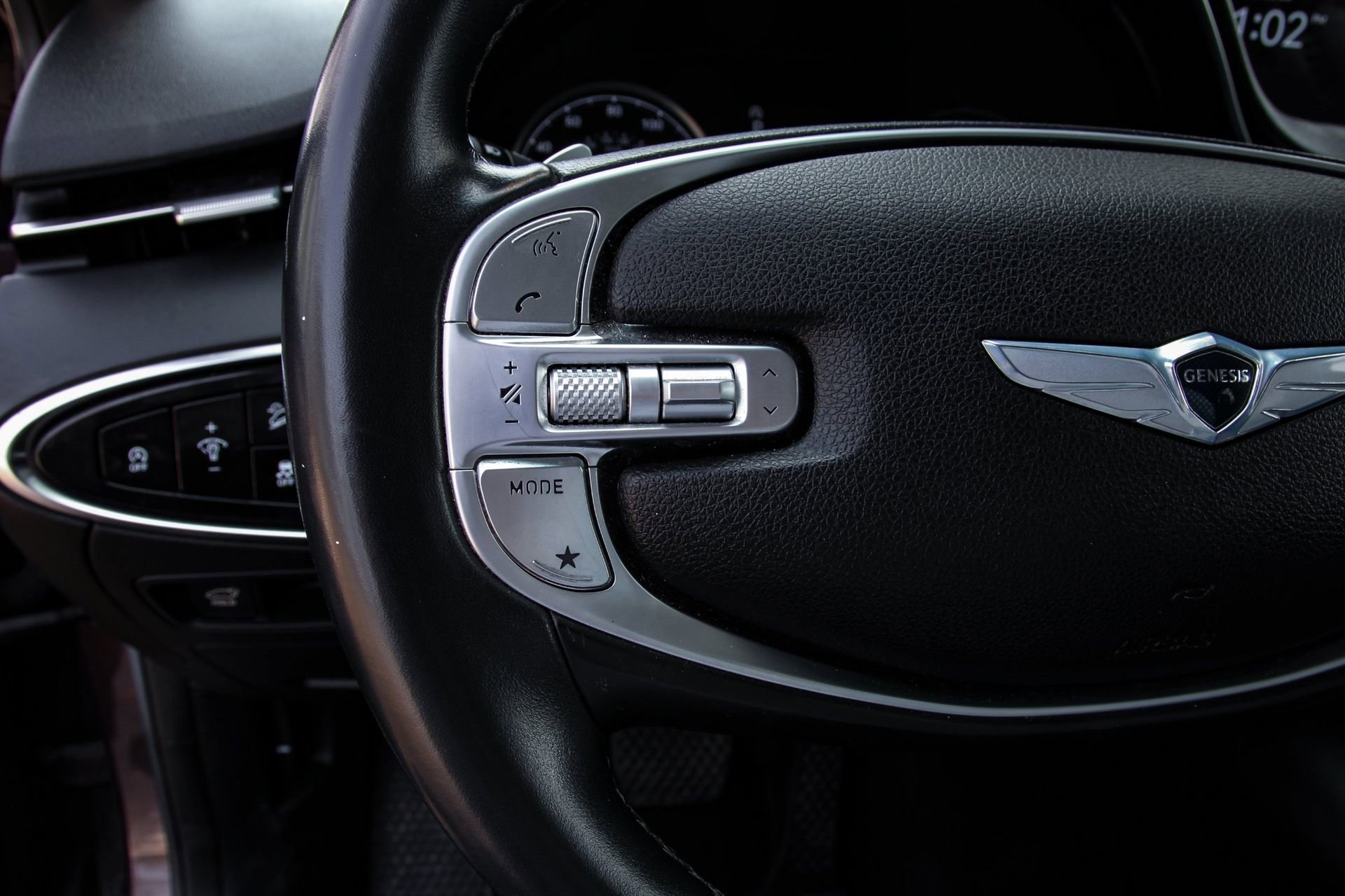 Used 2022 Genesis GV70 2.5T w/ Select Package image 18