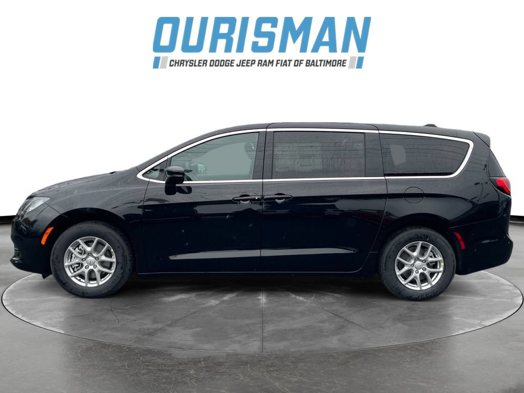 New 2026 Chrysler Voyager LX FWD image 3