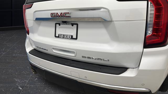 Used 2024 GMC Yukon XL Denali AWD/4WD image 41