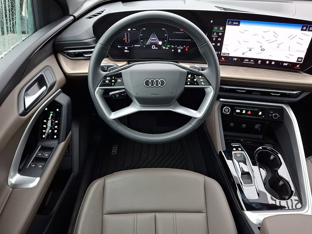 Certified 2025 Audi Q5 Premium w/ Convenience Package AWD/4WD image 11