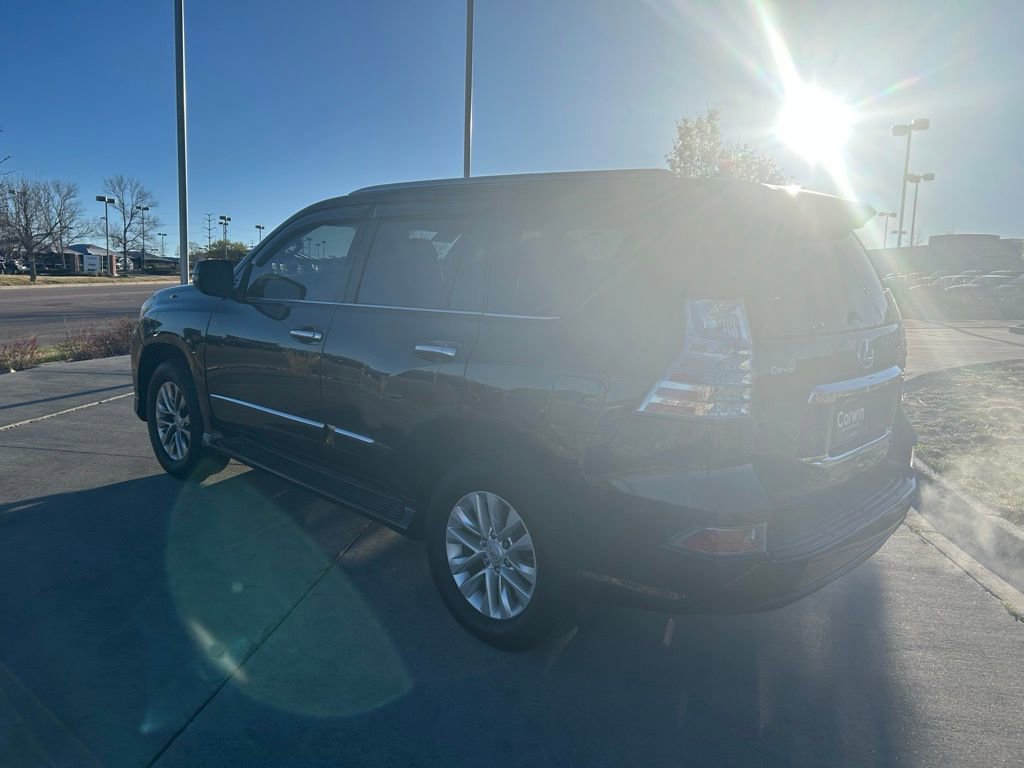 Used 2016 Lexus GX 460 w/ Premium Package AWD/4WD image 6