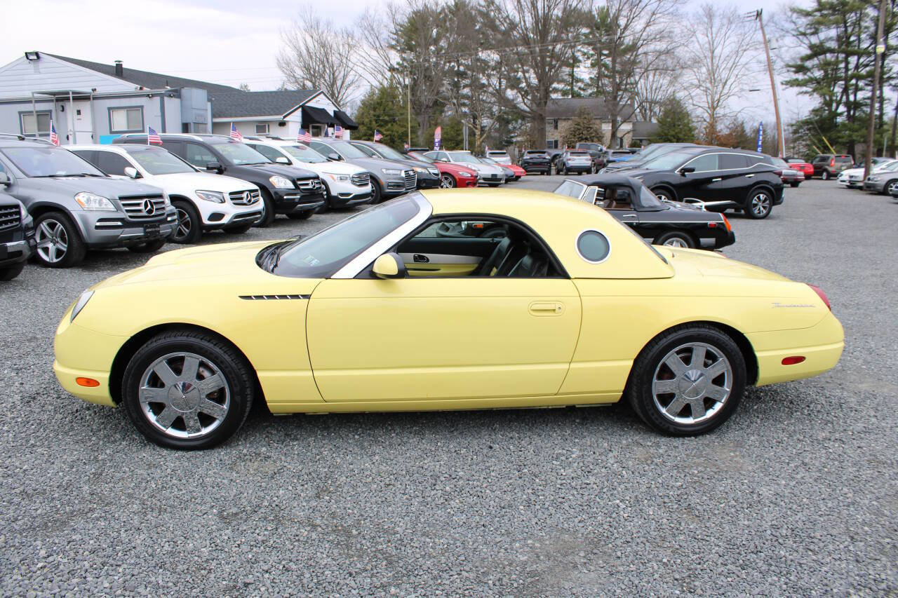 Used 2002 Ford Thunderbird Deluxe image 10