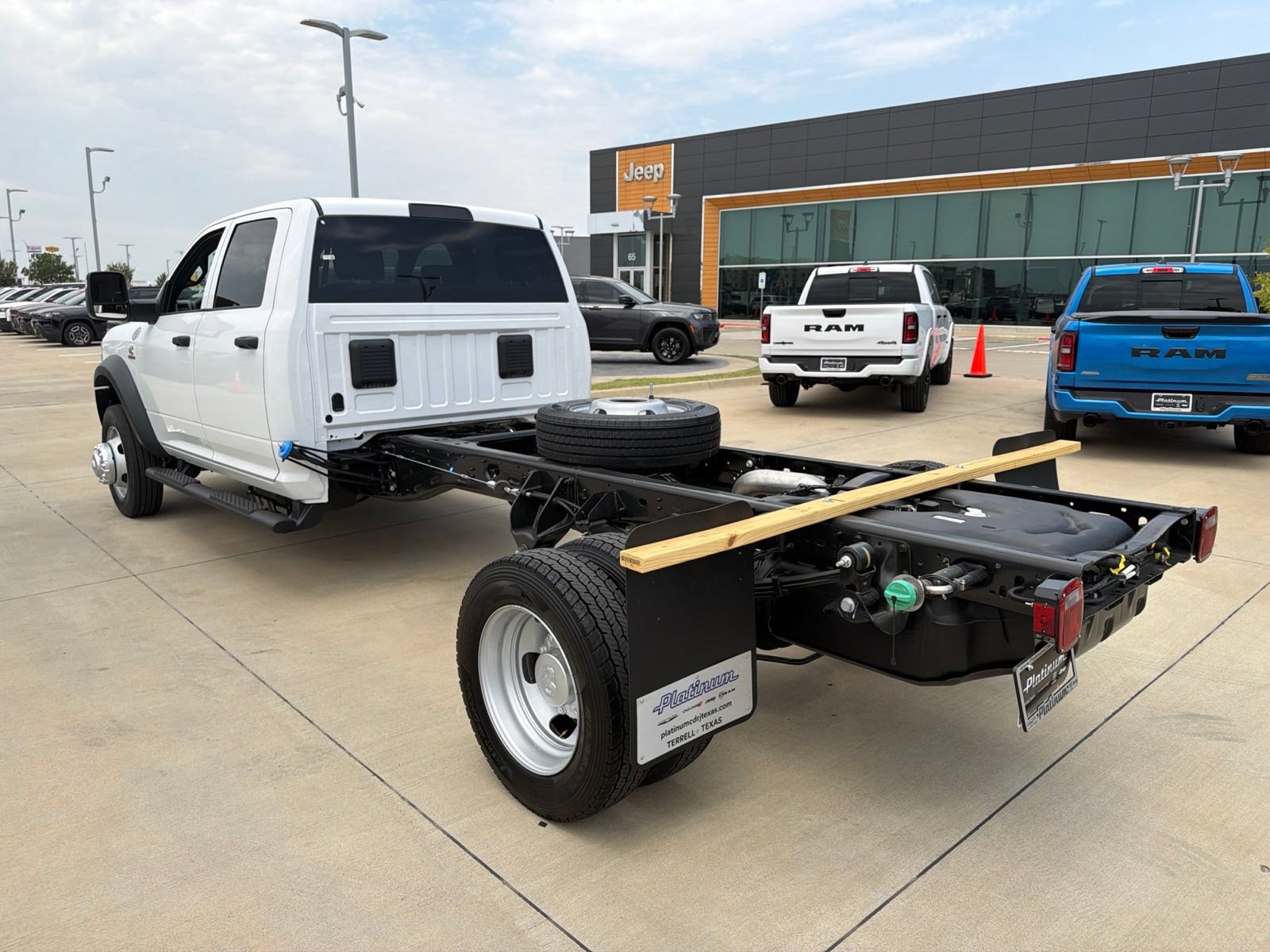 New 2027 RAM 4500 Tradesman AWD/4WD image 3
