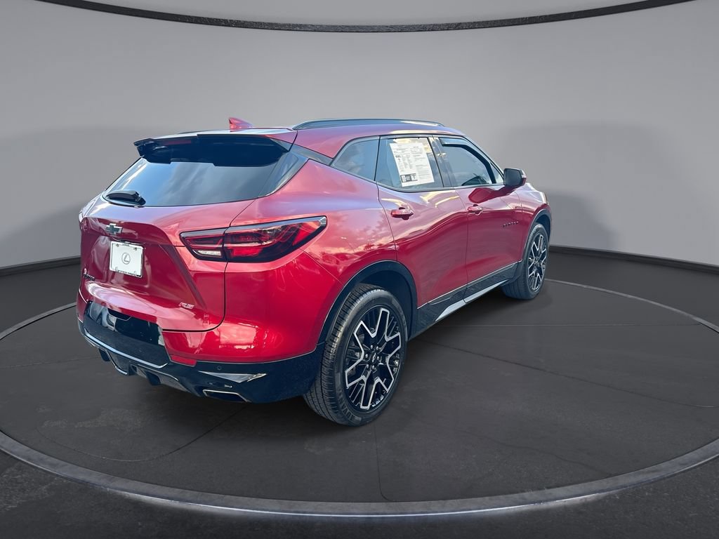 Used 2023 Chevrolet Blazer RS w/ Enhanced Convenience Package FWD image 11