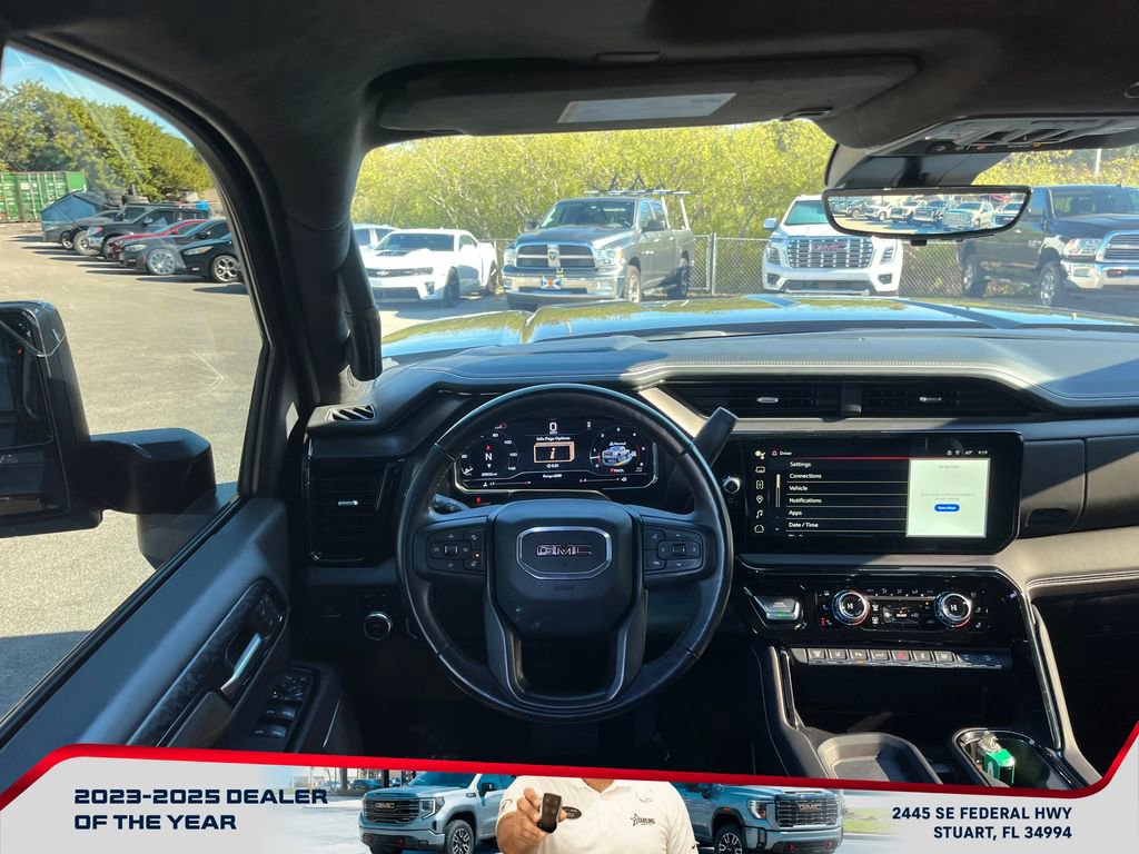 Used 2024 GMC Sierra 2500 AT4X image 13