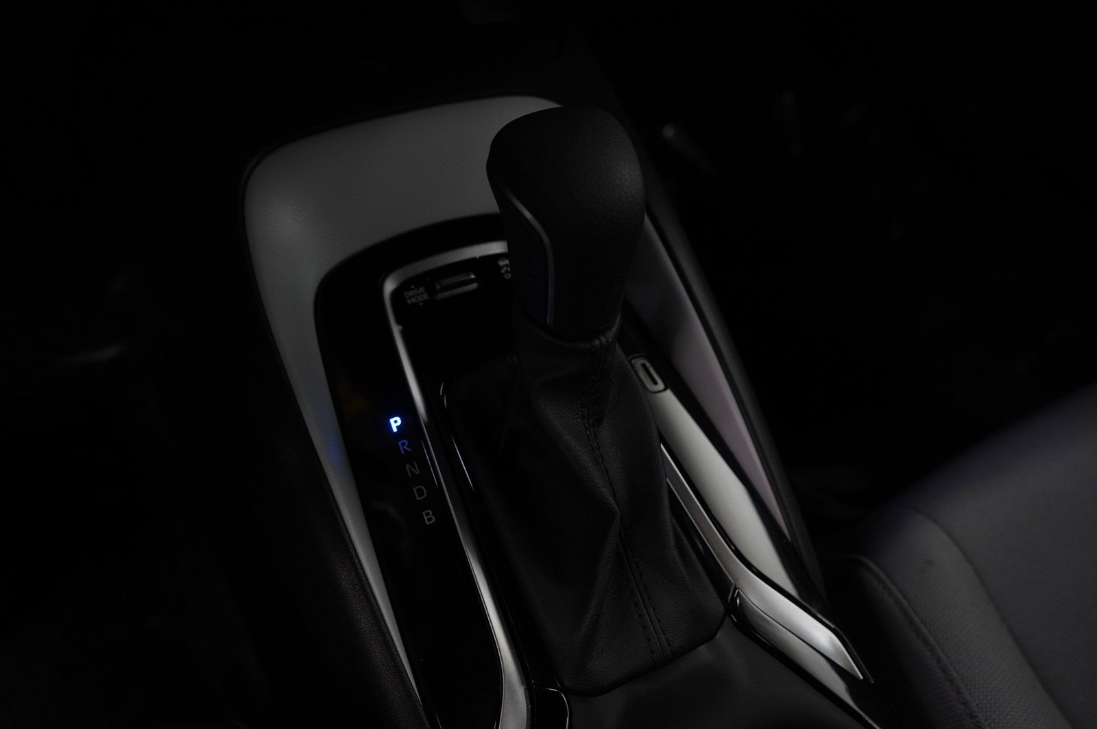 Used 2025 Toyota Corolla SE image 22