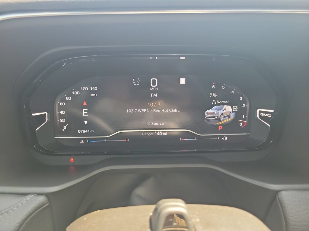 Used 2023 GMC Yukon XL Denali w/ Denali Reserve Package AWD/4WD image 25