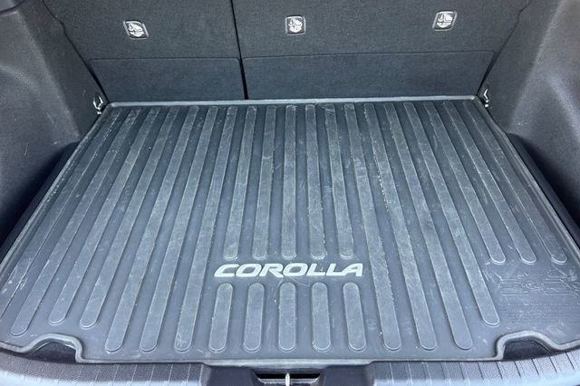 Used 2024 Toyota Corolla SE w/ SE Package image 17