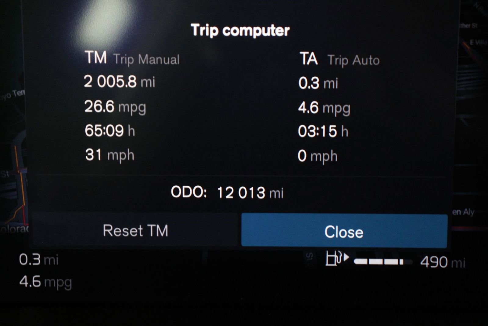 Certified 2025 Volvo V60 B5 Cross Country Plus image 12