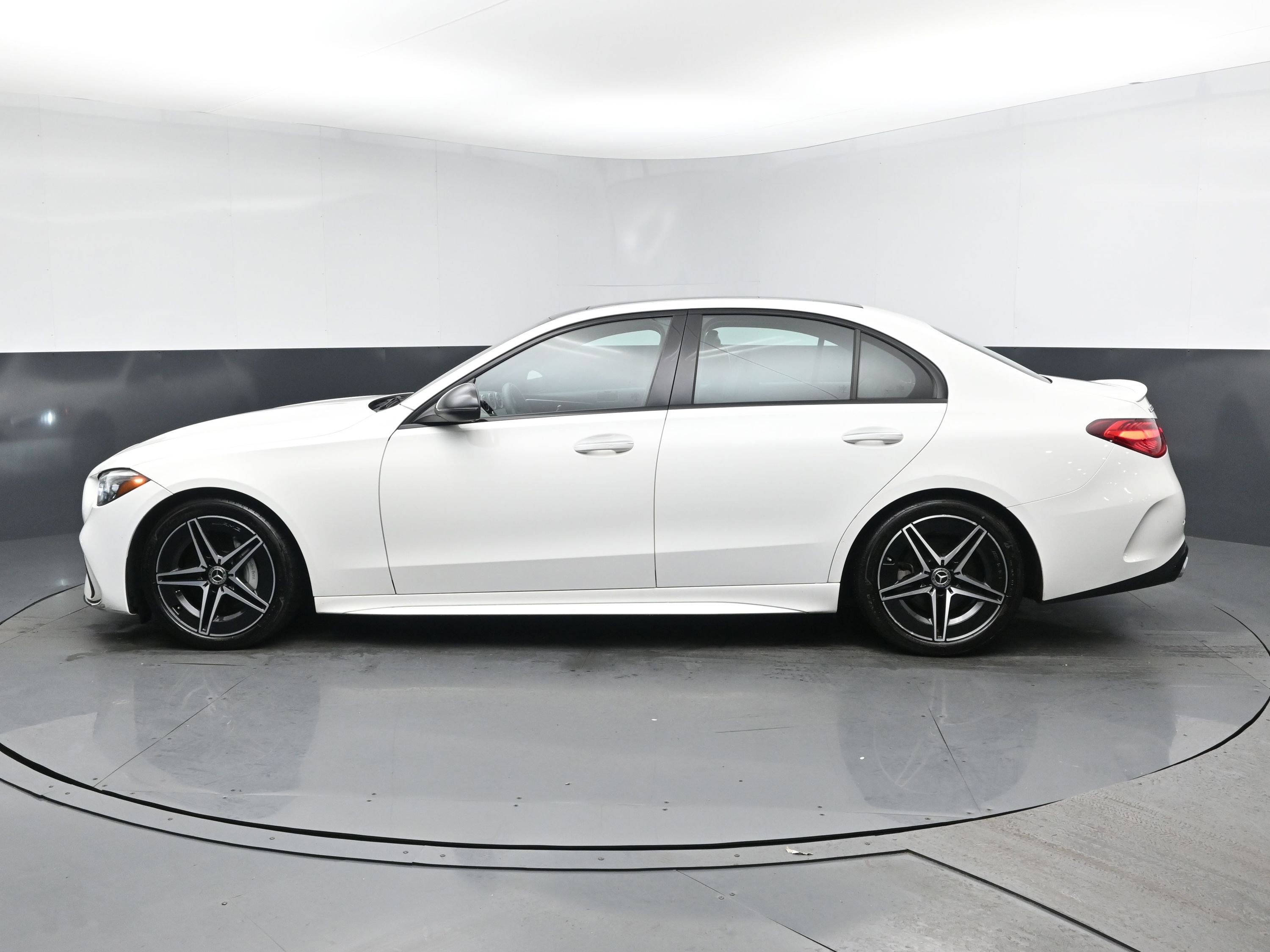 Used 2022 Mercedes-Benz C 300 4MATIC Sedan w/ AMG Line w/ Night Package image 4
