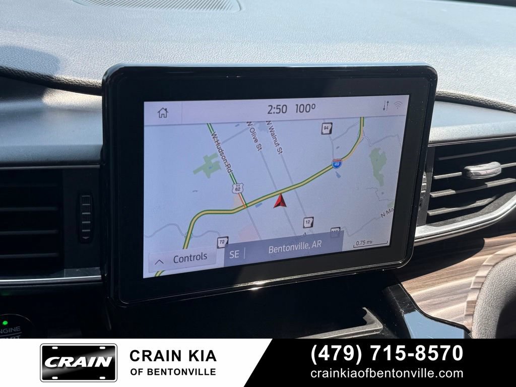 Used 2021 Ford Explorer Limited w/ Equipment Group 301A RWD image 15