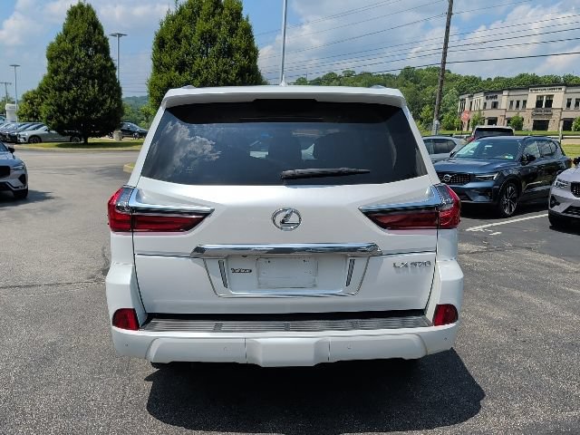 Used 2021 Lexus LX 570 4WD w/ Luxury Package image 7