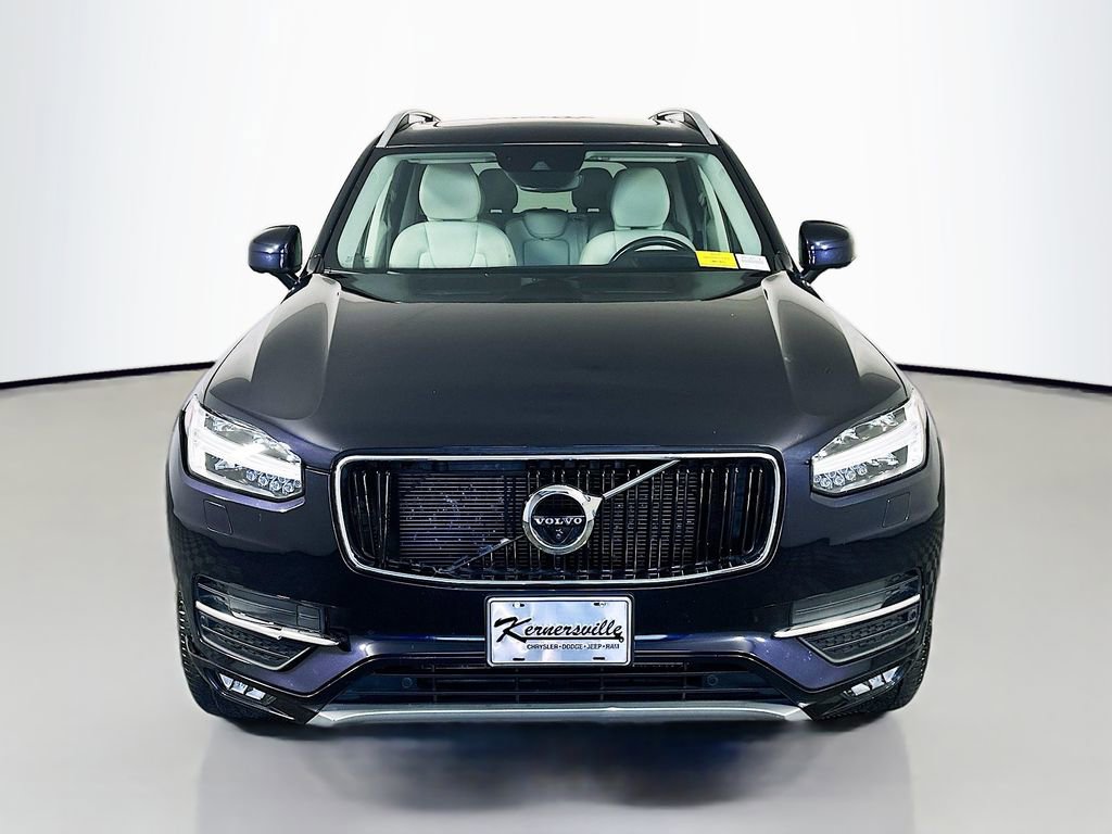 Used 2019 Volvo XC90 T6 Momentum w/ Advanced Package image 2