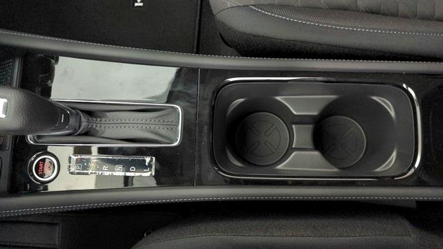 Certified 2023 Nissan Kicks SV FWD image 15