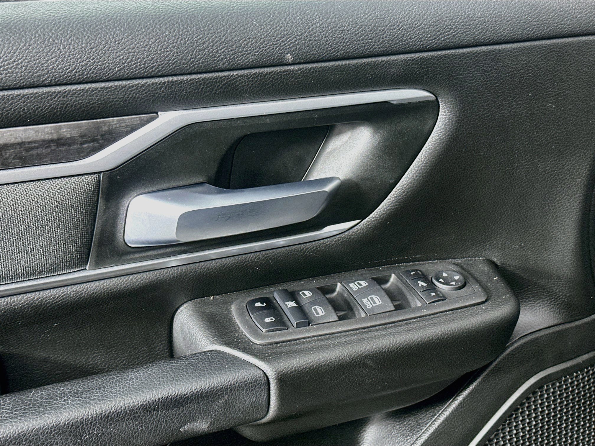 Used 2023 RAM 1500 Big Horn AWD/4WD image 15