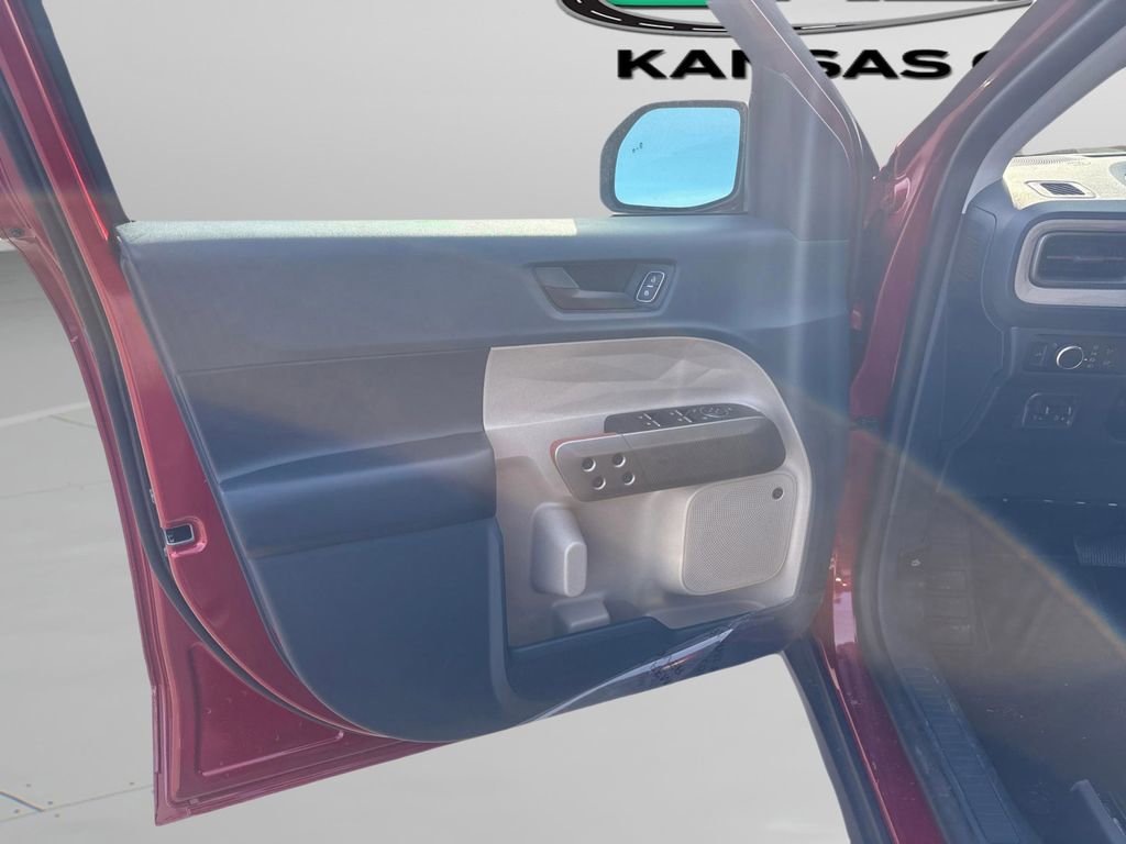 New 2026 Ford Maverick Lariat image 17