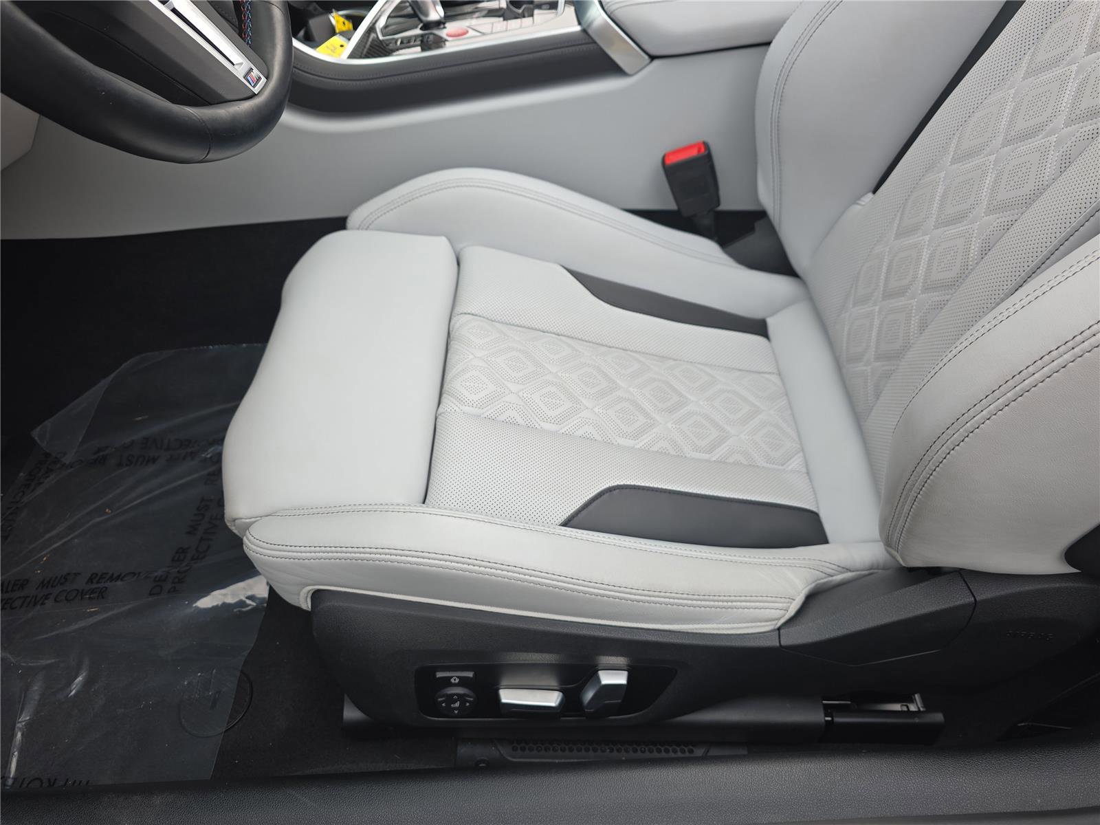 Used 2024 BMW M8 Competition image 13