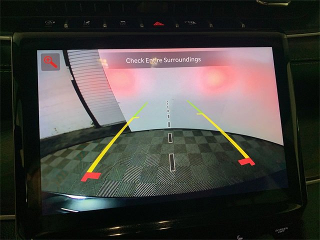 Used 2023 Jeep Grand Cherokee Limited image 15