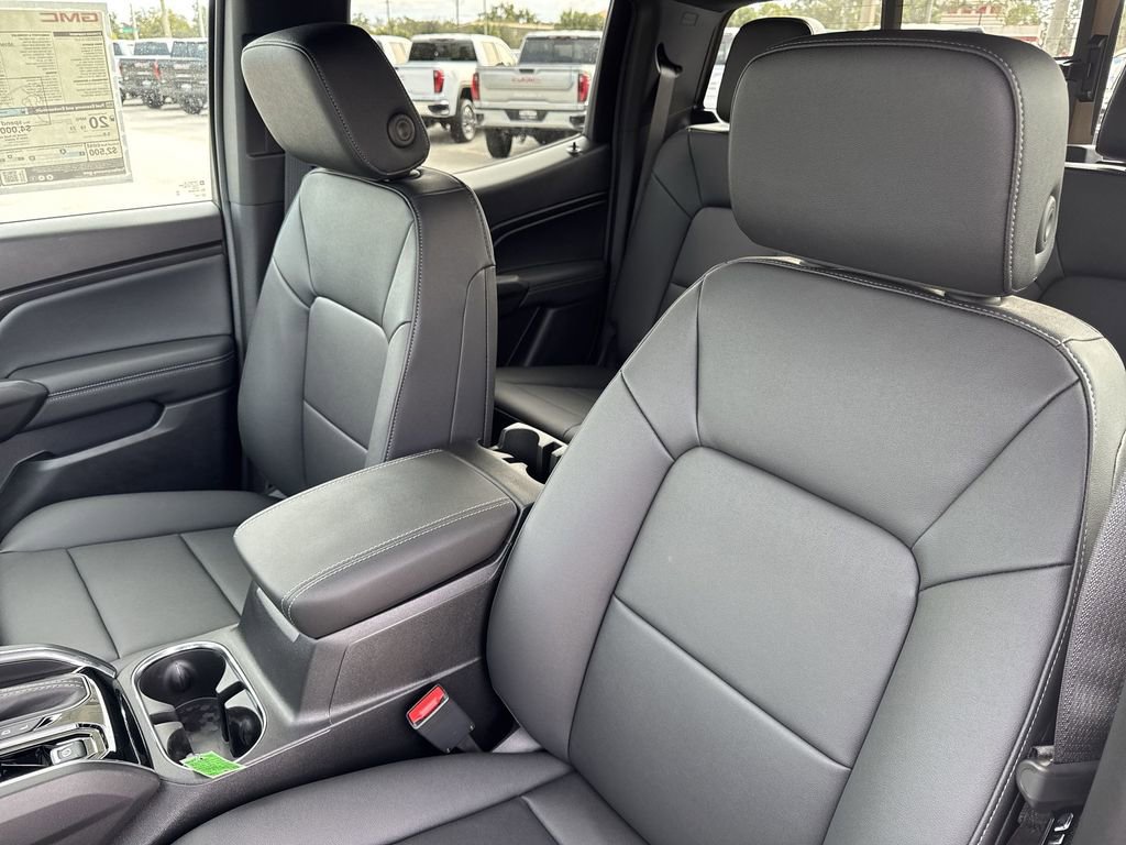 New 2026 GMC Canyon Elevation w/ Convenience Package image 28