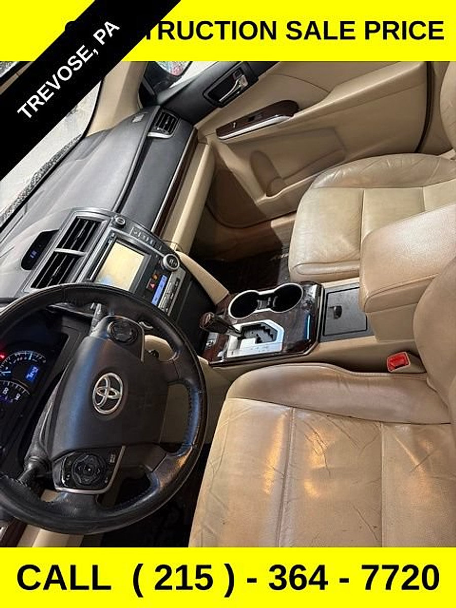 Used 2012 Toyota Camry XLE FWD image 8
