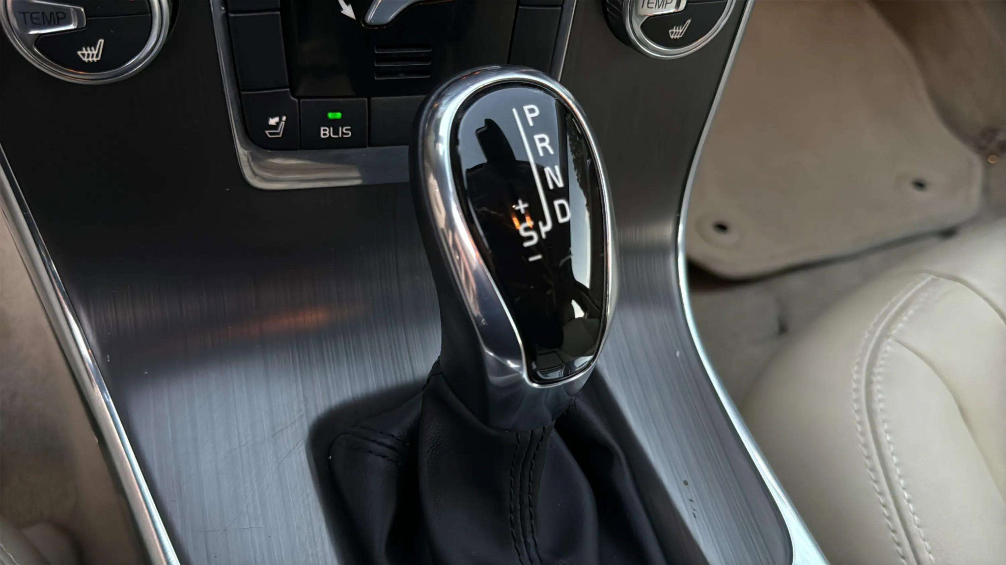 Used 2015 Volvo S60 T5 Premier image 33