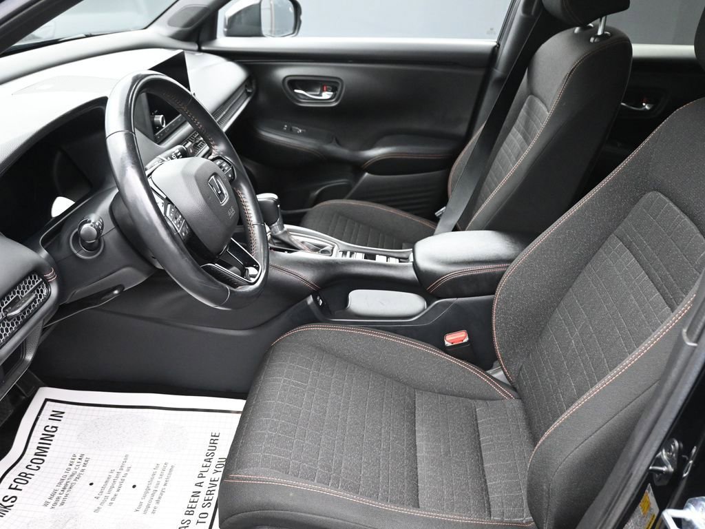 Used 2023 Honda HR-V Sport image 11