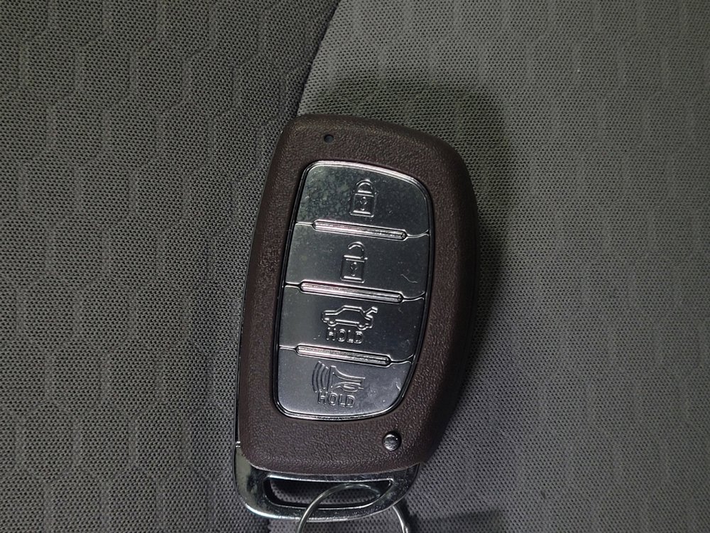 Used 2019 Hyundai Elantra Value Edition image 32