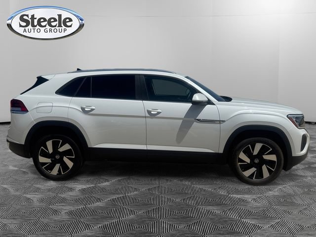 Used 2026 Volkswagen Atlas Cross Sport SE FWD image 6