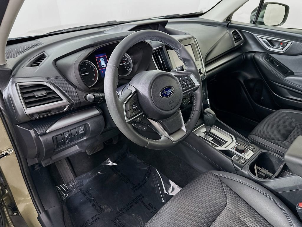Used 2023 Subaru Forester Premium image 14