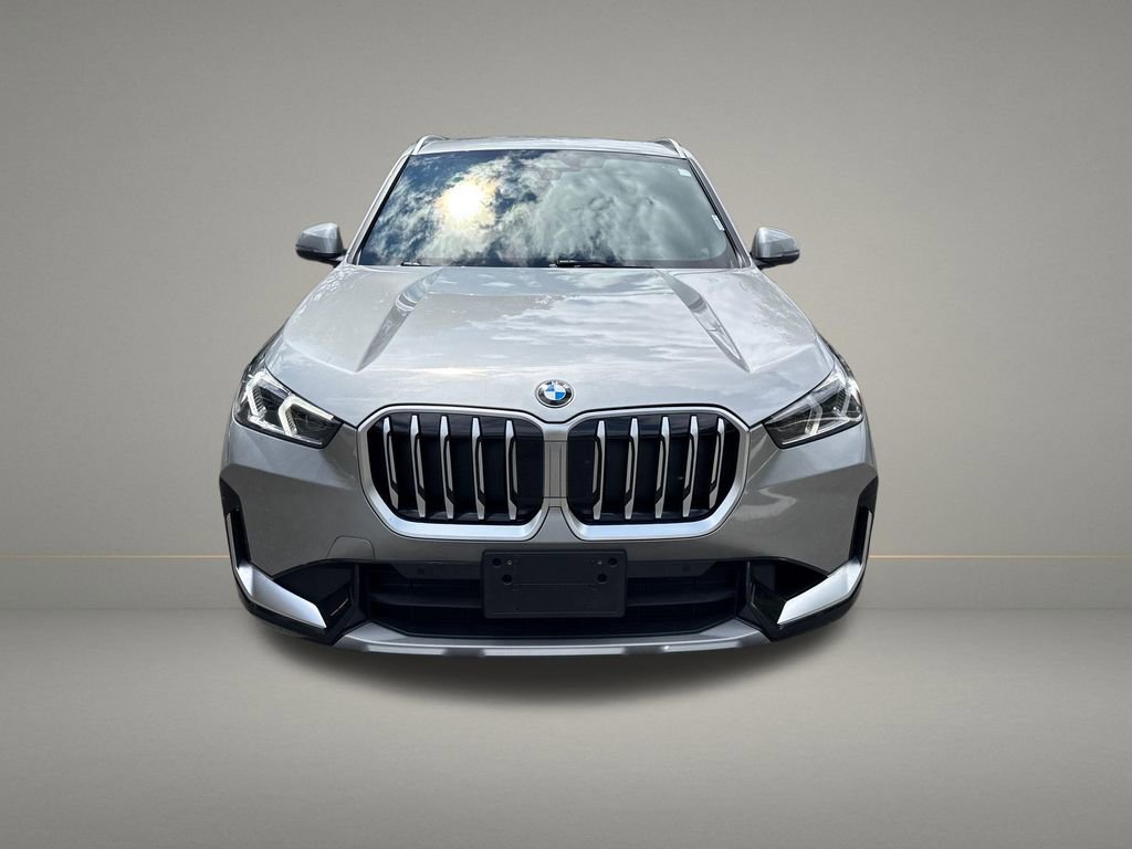 Used 2025 BMW X1 xDrive28i AWD/4WD image 9