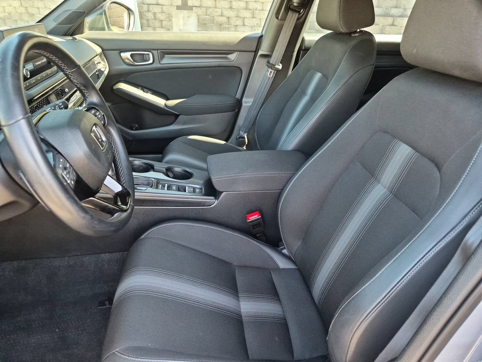 Used 2024 Honda Civic Sport image 25