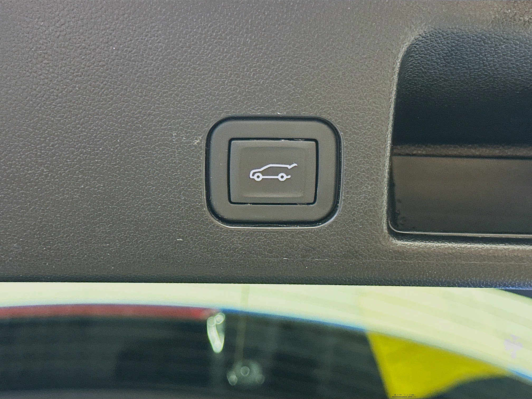 Used 2025 Chevrolet Equinox EV RS FWD image 29