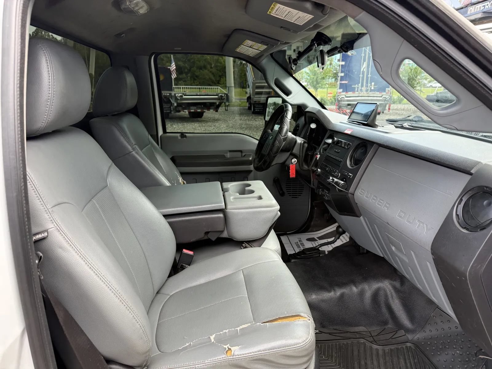Used 2012 Ford F550 4x4 Regular Cab Super Duty w/ Snow Plow Prep Pkg image 32