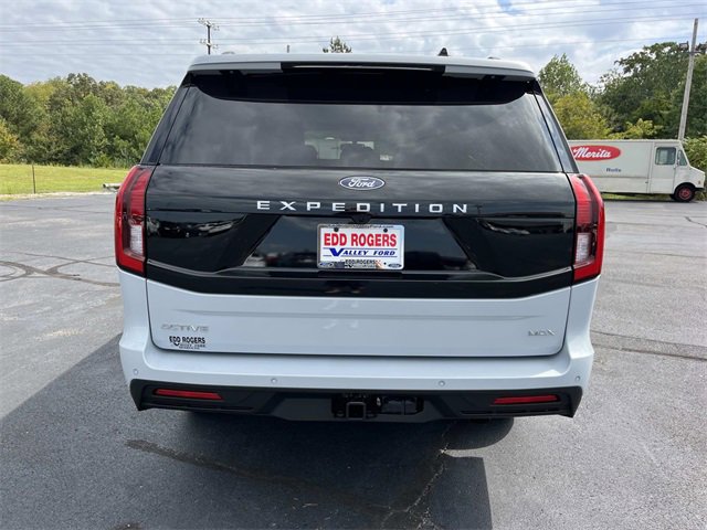 New 2025 Ford Expedition Max Active image 4