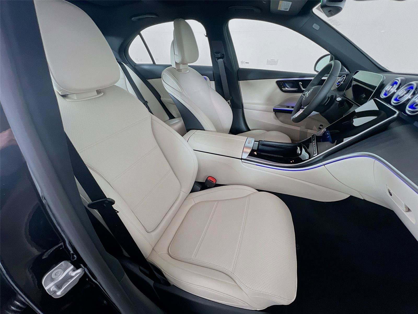 New 2026 Mercedes-Benz C 300 4MATIC Sedan image 28