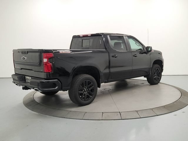 Used 2026 Chevrolet Silverado 1500 LT Trail Boss w/ LT Trail Boss Premium Package AWD/4WD image 8
