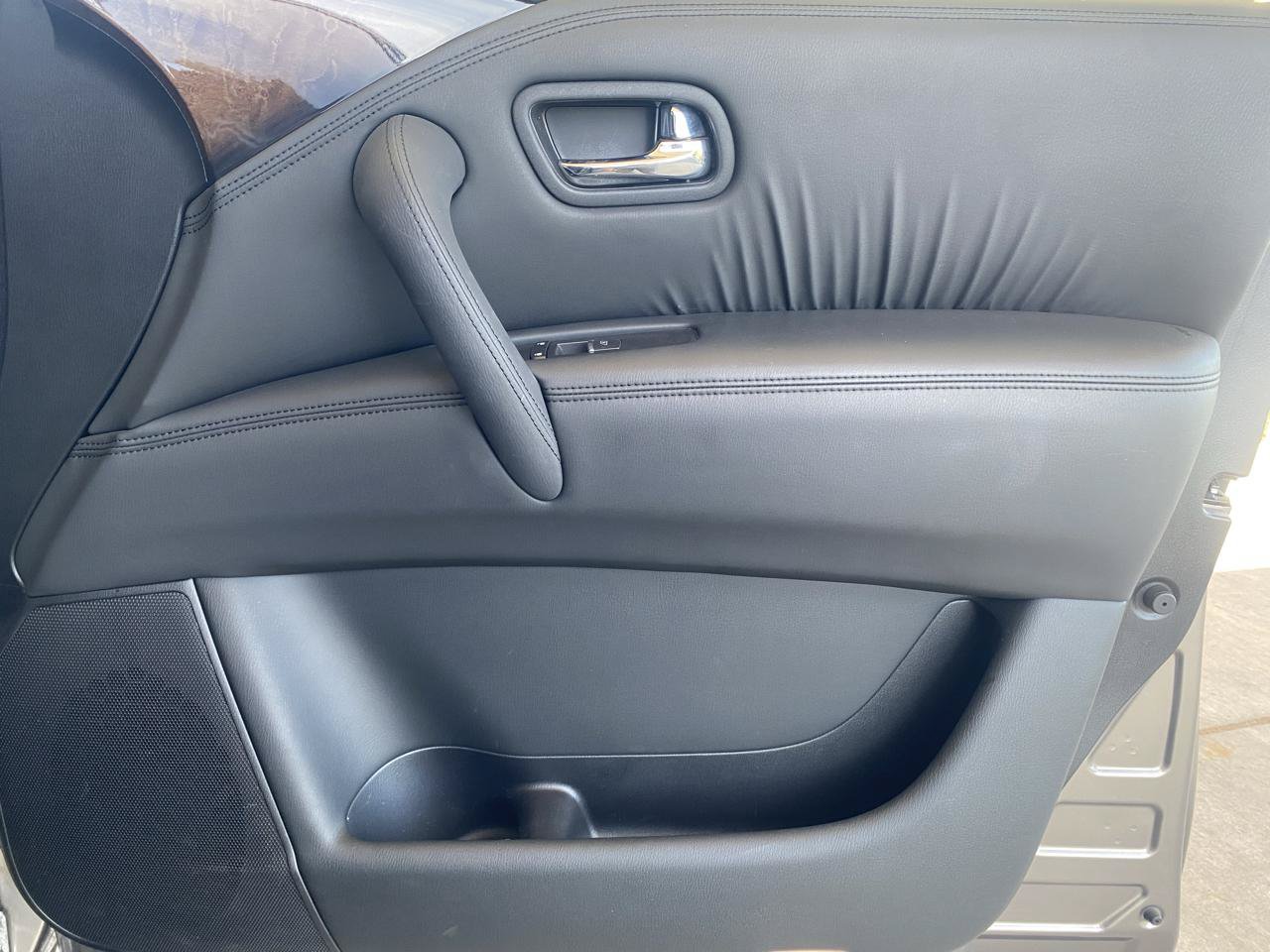 Used 2013 INFINITI QX56 4WD w/ Deluxe Touring Pkg image 33