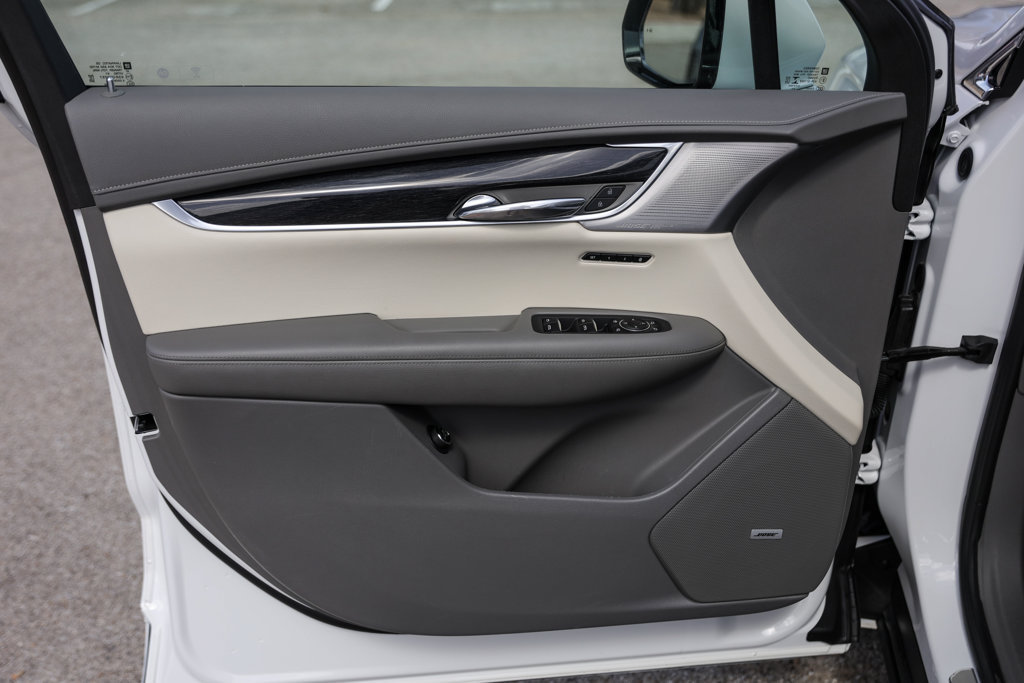 Used 2023 Cadillac XT6 Premium Luxury FWD image 26